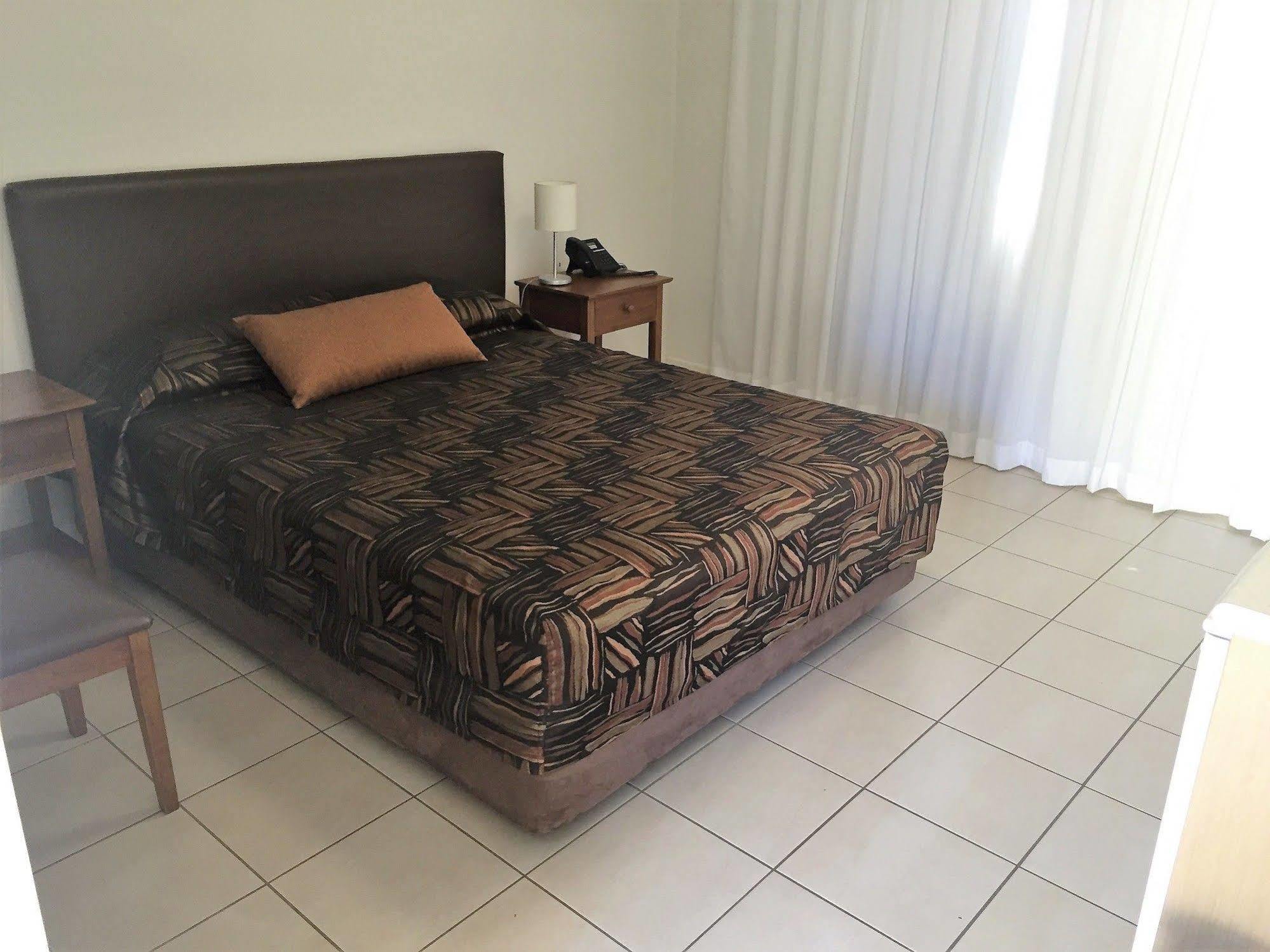 Swag Motel Middlemount ภายนอก รูปภาพ